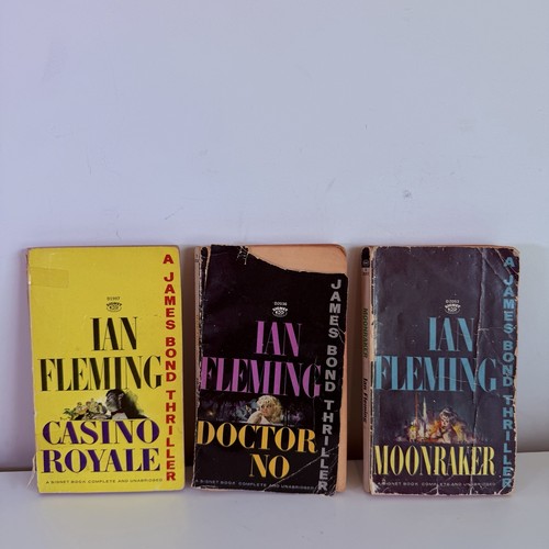 Ian flemming casino royale - ian,