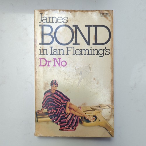 James bond ian flemming - ian,