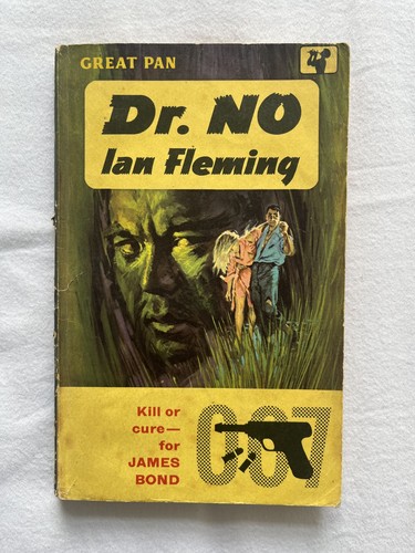 Ian flemming james bond - -,